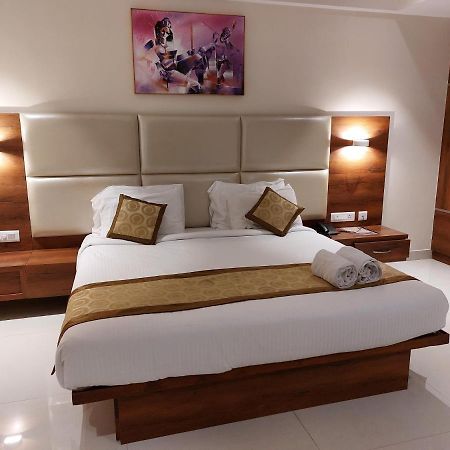 Hotel Tranquil Manipal Exterior foto